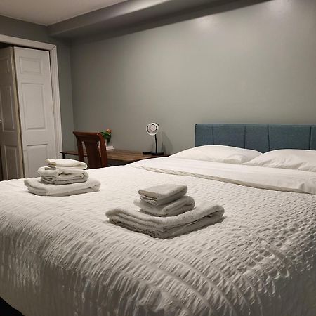 Main Suite Kingston Dış mekan fotoğraf