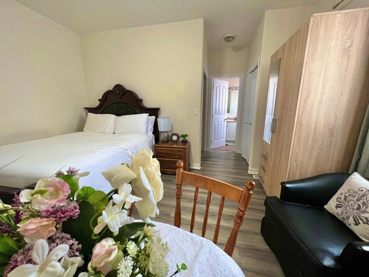 Main Suite Kingston Dış mekan fotoğraf